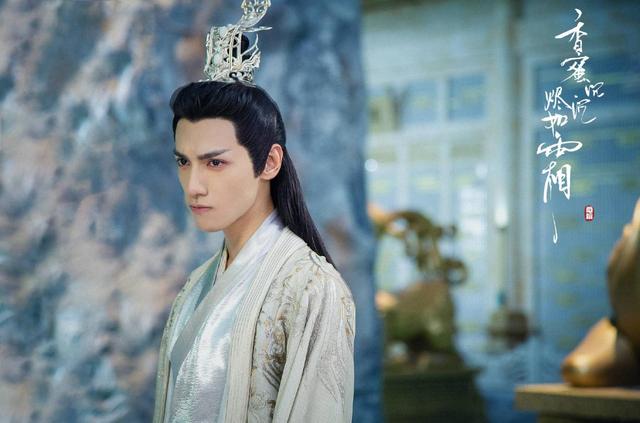 《香蜜》火了两年后,三位主演发展现状,罗云熙弯道超车