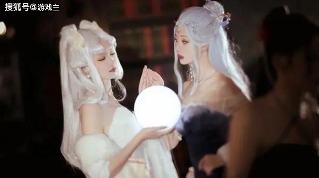 王者荣耀女英雄cos合影如名媛聚会,看到瑶脸照后愣住