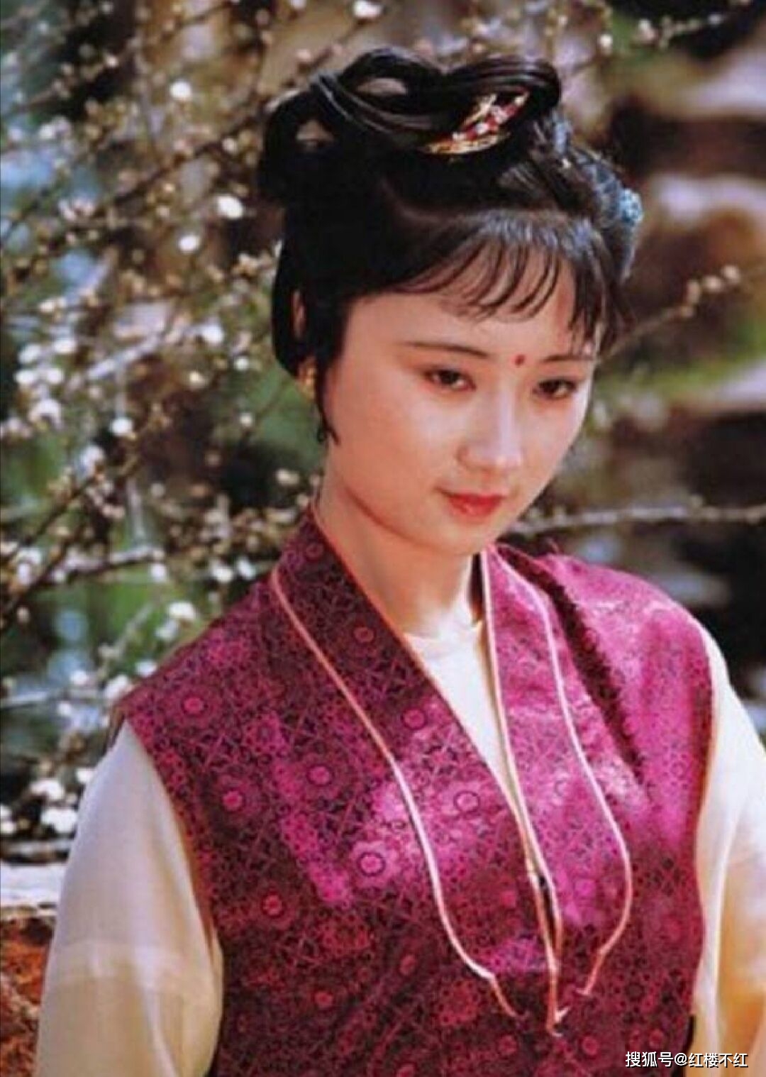 《红楼梦》香菱的悲苦一生——麻绳专挑细处断,厄运专找苦命人