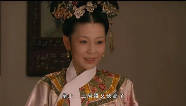两版甄嬛传,郑晓龙的男3可以编惊鸿舞,陈凯歌的男2成了笑话