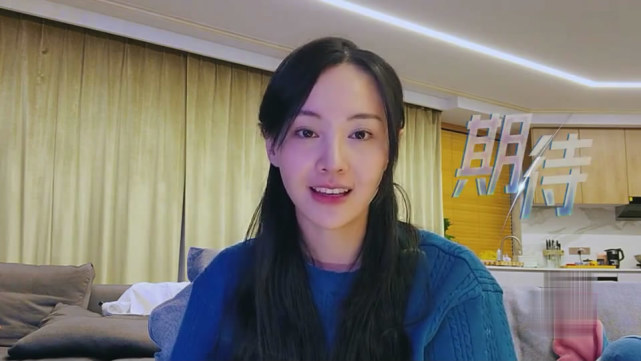 郑爽最新照片曝光像变了一个人,网友说她撞脸张雨绮宋茜张嘉倪