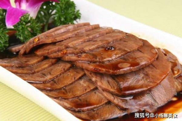 酱牛肉的超简单做法在这,一学就会,劲道入味,美味又正宗