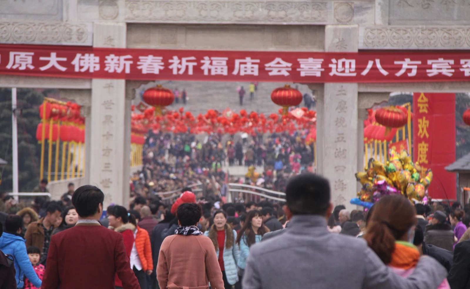 中国首个即将“倒闭”的超级大佛,花巨资12亿建成,如今游客稀少
