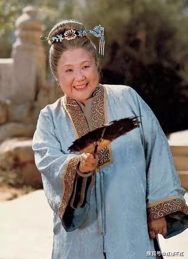 贾母八十大寿,为何只让探春出来见客,却拒绝让迎春、惜春露面?