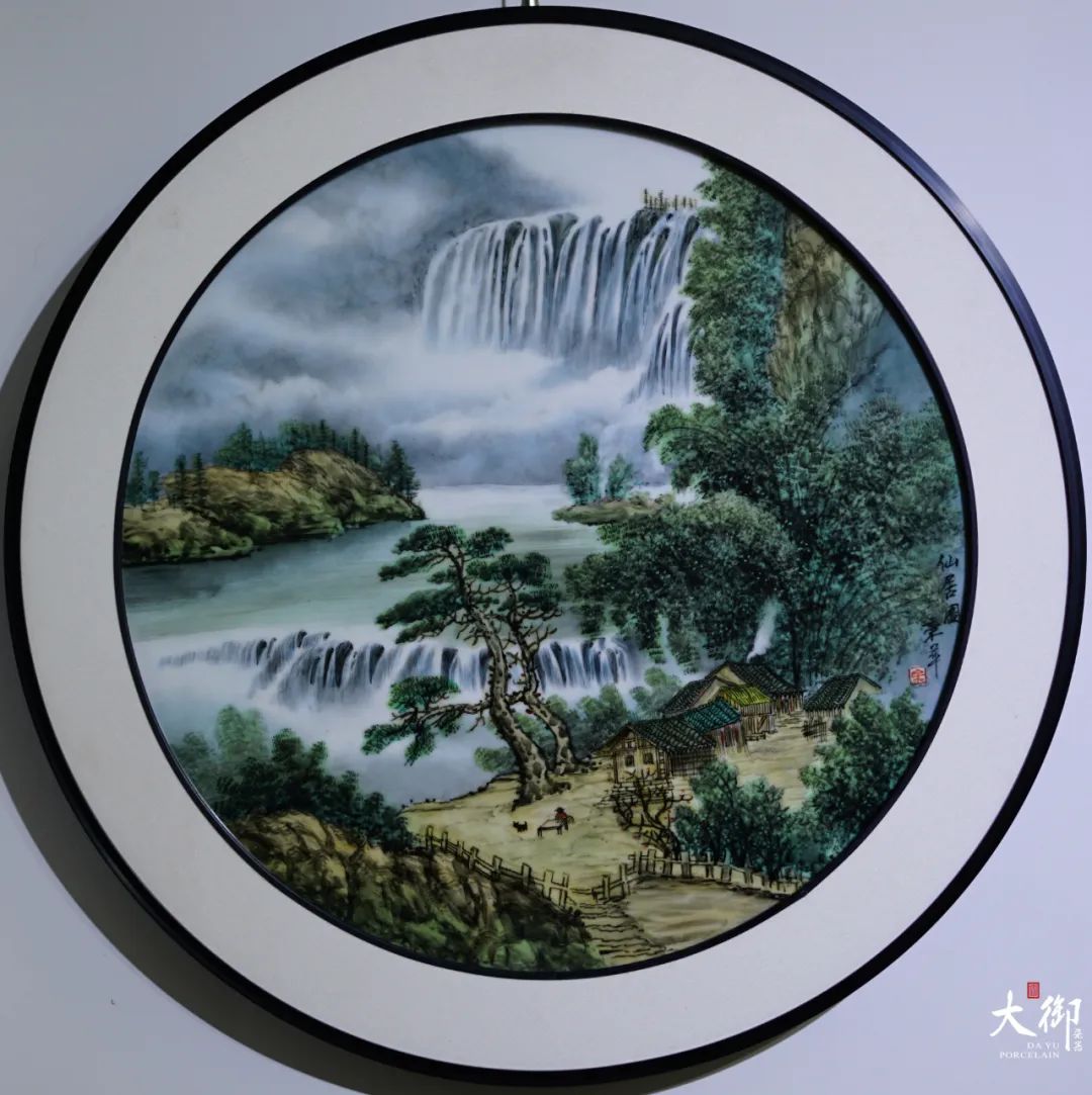 余天荣——他才思敏捷,构思奇巧,气度超然,所创作品风采飘然,独创余氏画法