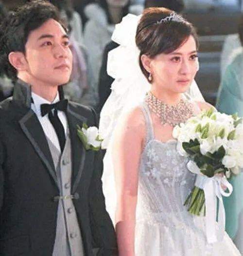 2020年娱乐圈明星分手离婚细节分析:遗憾、互撕、塌房
