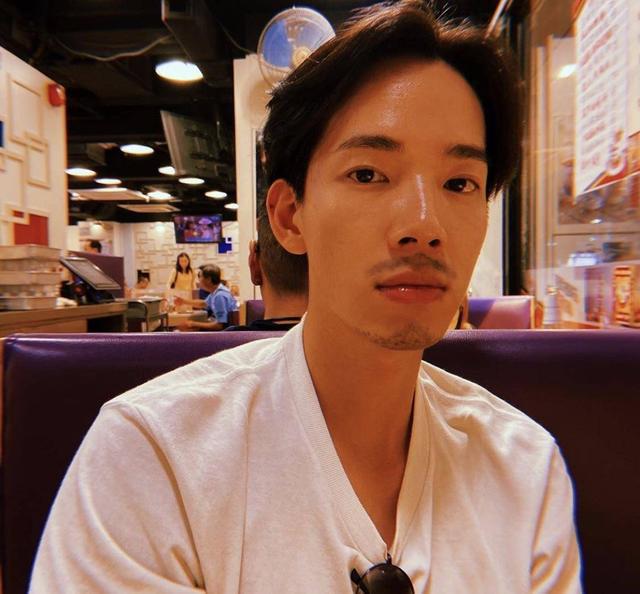 TVB艺人入剧两年终做男主,男男CP献吻戏,有望成为力捧小生