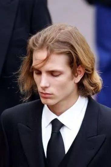 【转载】比颐和园还小,土豪比迪拜多,这个欧洲小国此生不去心难安