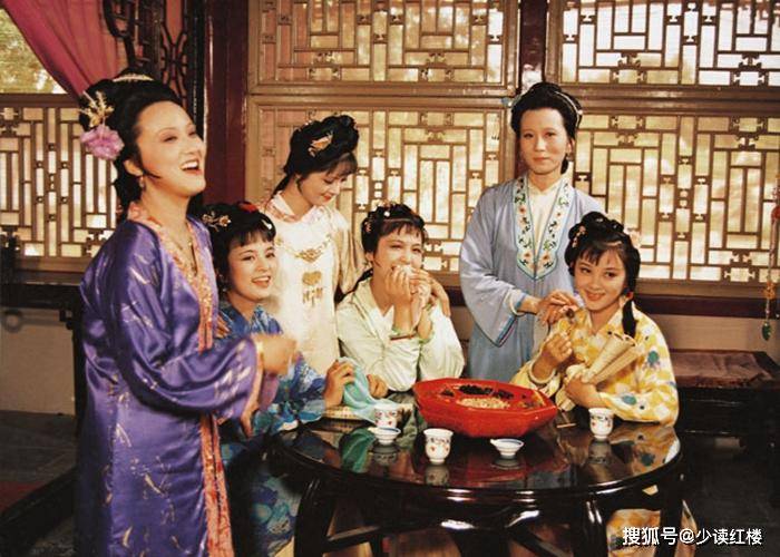 从苏东坡、曹雪芹等名家,看古代诗人笔下的柳絮词