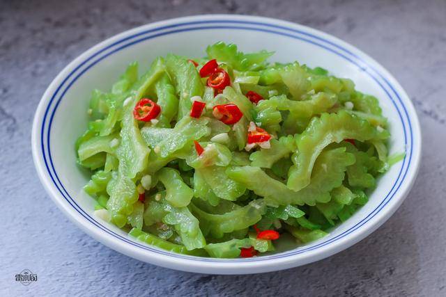 明日小满,吃鸡鸭鱼肉都不如吃此瓜,清热解暑,越吃越瘦