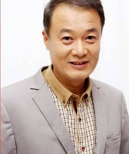 1990年,《渴望》红遍大江南北,时隔30年,主演们怎么样了?