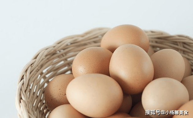 每天早晨吃一个“煮鸡蛋”,身体或许会悄悄发生4个“变化”