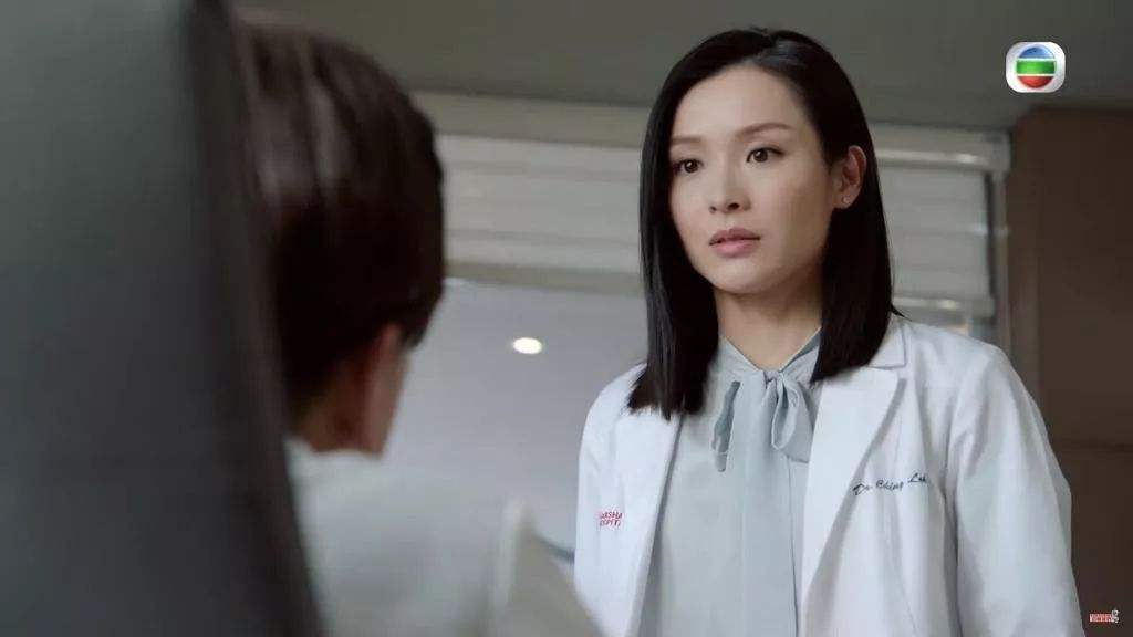 李佳芯惨遭TVB幕后人员欺负,被封杀没地位,揶揄她是十蚊鸡视后