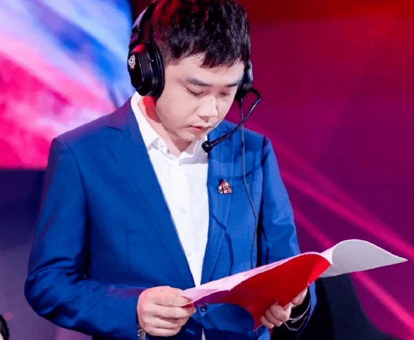 月光重回AG,直言老帅梦泪不会上场,老成员彻底告别KPL舞台!