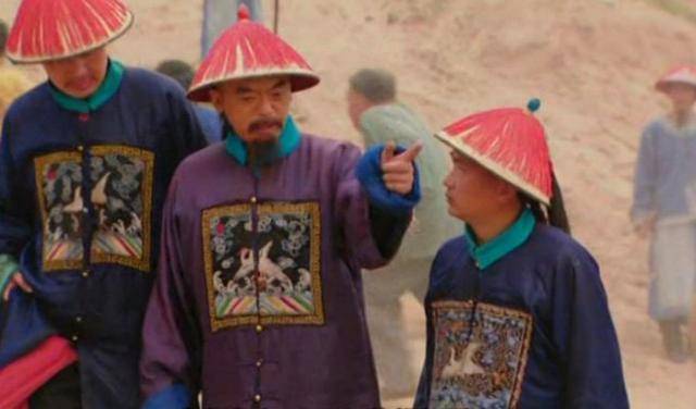他是雍正的宠臣,却遭到了乾隆的极力批判,就连陵墓也被乾隆铲平
