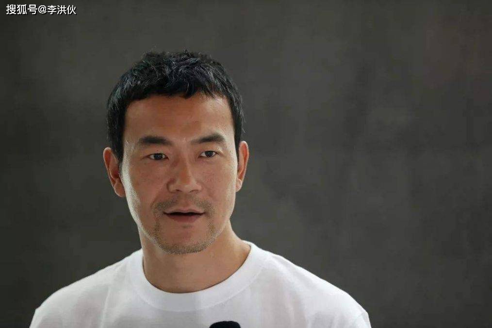 曾给李亚鹏当配角颜值被秒杀,如今成影帝,新剧被大赞