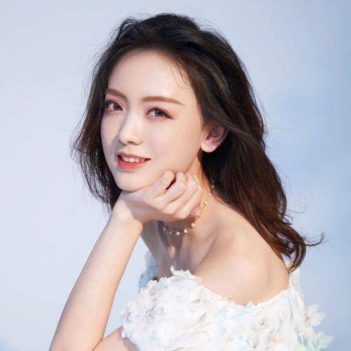 KPL伙食如何?灵儿晒工作餐后,网友:还能保持身材真是个奇迹