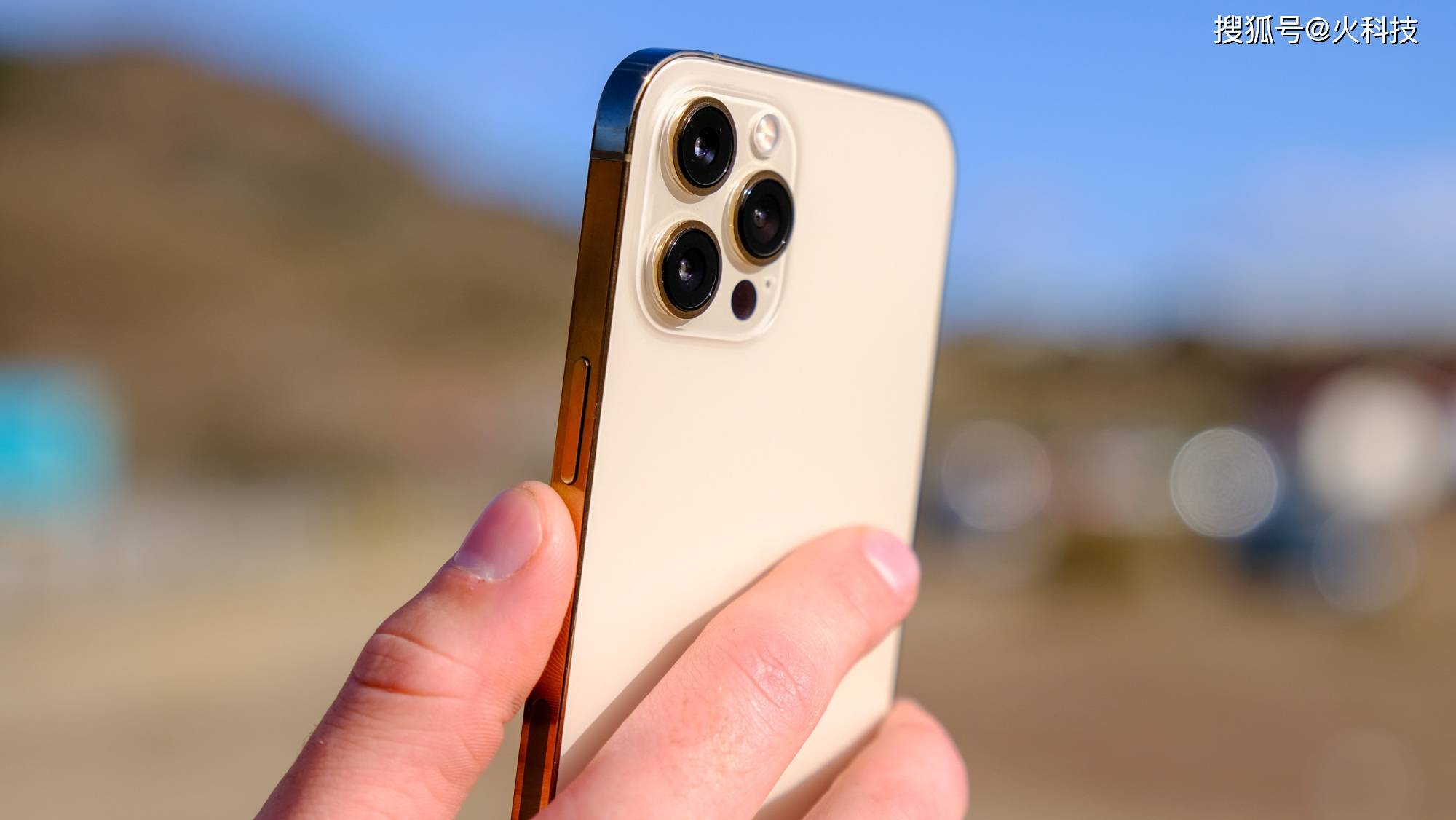 不想换iPhone 12手机就等一等吧!iPhone 13开始露出峥嵘