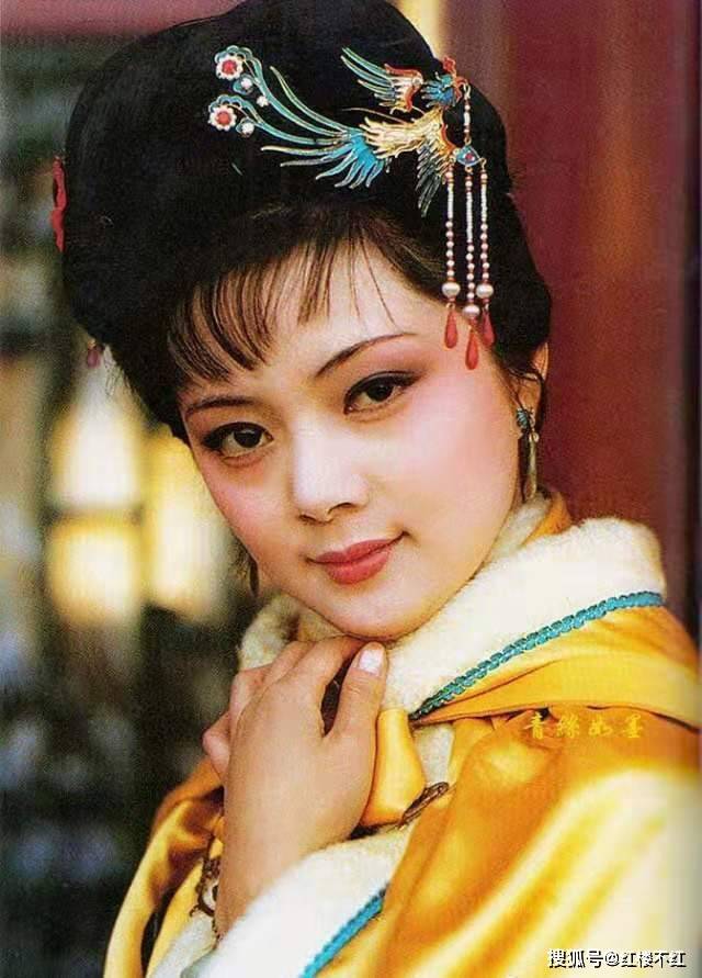薛宝钗玲珑机变,为何面对胡搅蛮缠的嫂子夏金桂,她却束手无策?