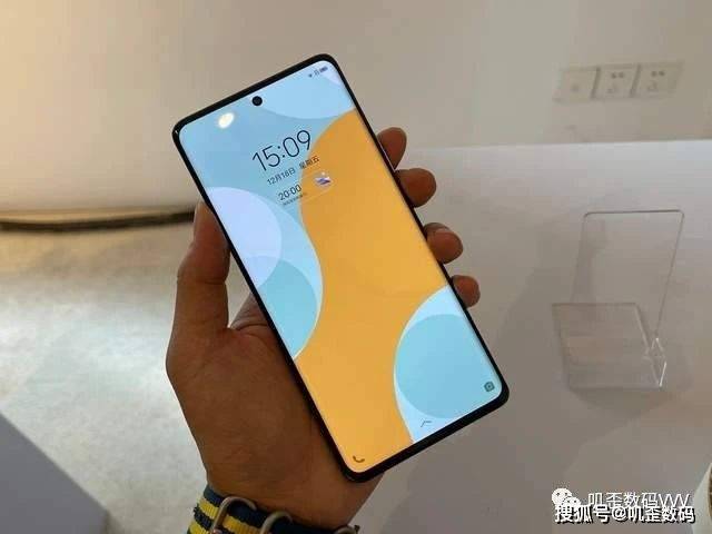 三星正式官宣!vivo措手不及,打脸来得这么快