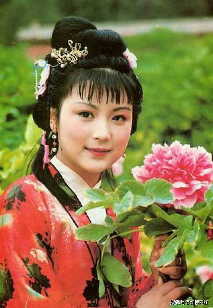 贾母八十大寿,为何只让探春出来见客,却拒绝让迎春、惜春露面?