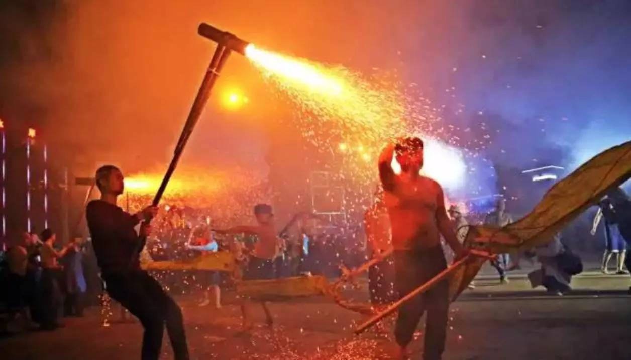 【转】每过一次节 我们就离家更近了一些