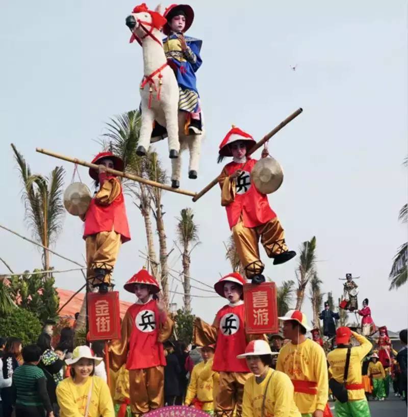 【转】每过一次节 我们就离家更近了一些