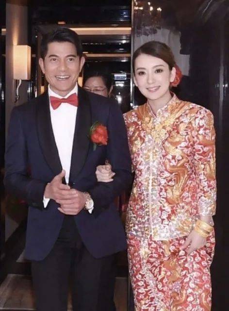 从网红到“天王嫂”,她也活出了自己的幸福