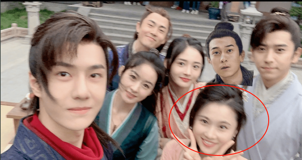 杨紫给她做配,在赵丽颖新剧中抢戏,如今她搭档任嘉伦又出幺蛾子