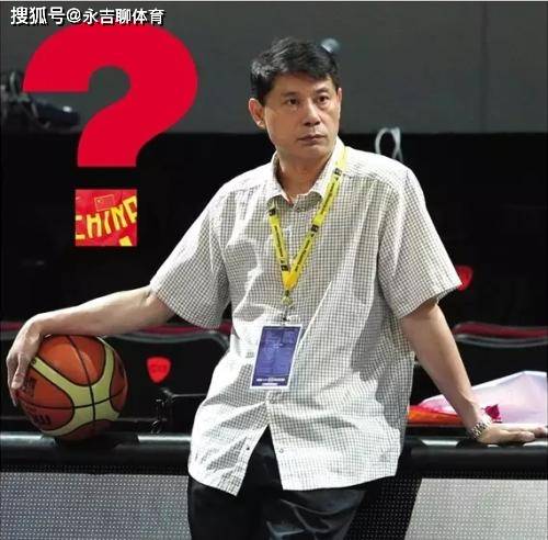 信兰成:一个让中国篮球倒退20年的男人,毁掉大致,姚明,断未来