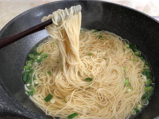 夏天,早餐最爱这面食,5分钟上桌,健胃清肠,适合易积食的孩子