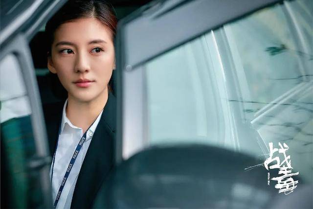 压番吴千语,先后搭档林峰吴卓羲,《战毒》女主什么来头?