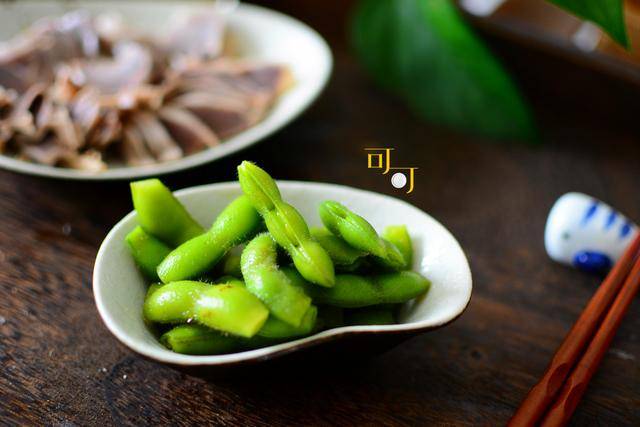 糟卤毛豆,那个有了灵魂的毛豆,也许是夏天最好吃的做法