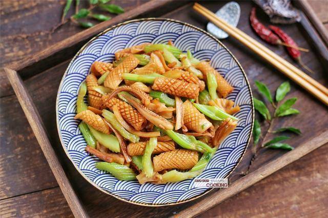 三伏天,饮食宜清淡,分享6道菜,美味不上火,给家人体魄加分