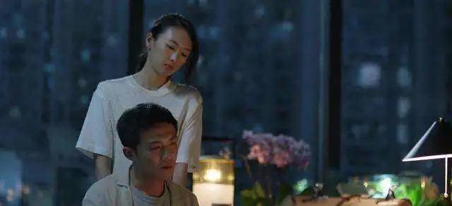 《三十而已》剧组合体曝大结局:钟晓芹陈屿复婚,顾佳离婚甩渣男
