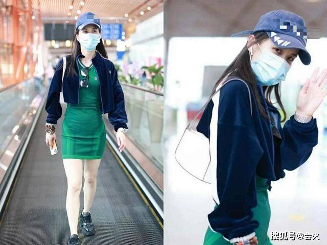 37岁黄圣依近照小腹凸出!被宁静批没自我,却眼圈泛红当场想敬酒