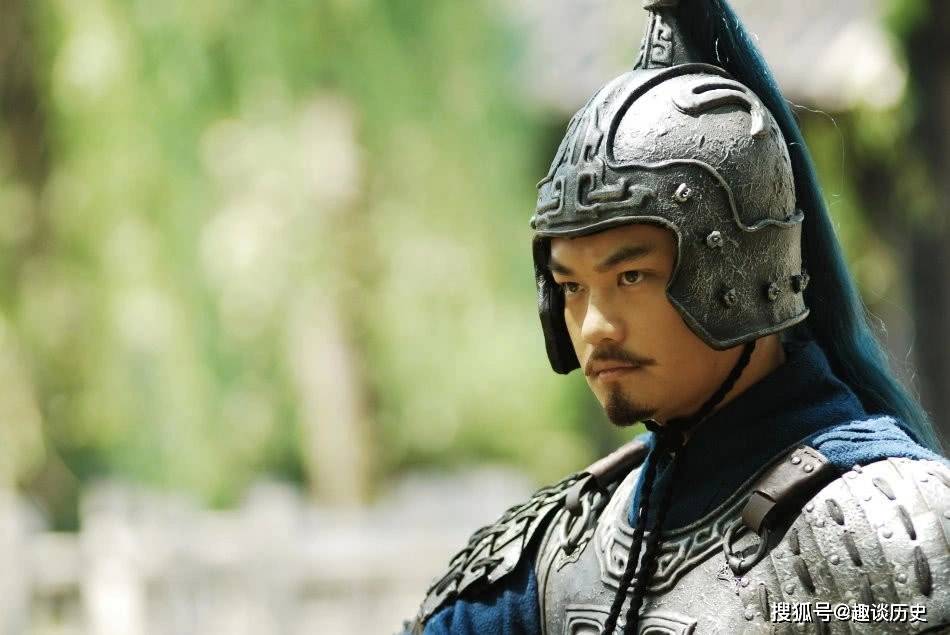 真正看不起关羽的大将,仅有两个,曹操都害怕其中一人