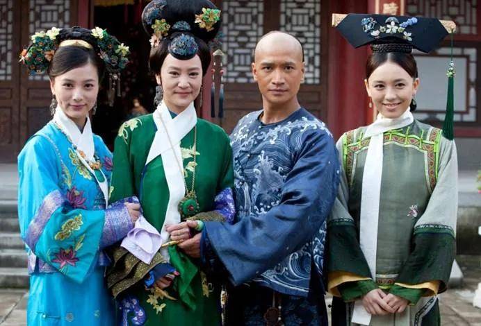 于正曾给琼瑶女星打工,大赞老板可爱有主见,所写的剧本却被吐槽