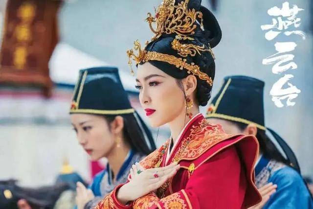 《燕云台》首播遇冷!唐嫣被吐槽在剧组养胎全程抠图?