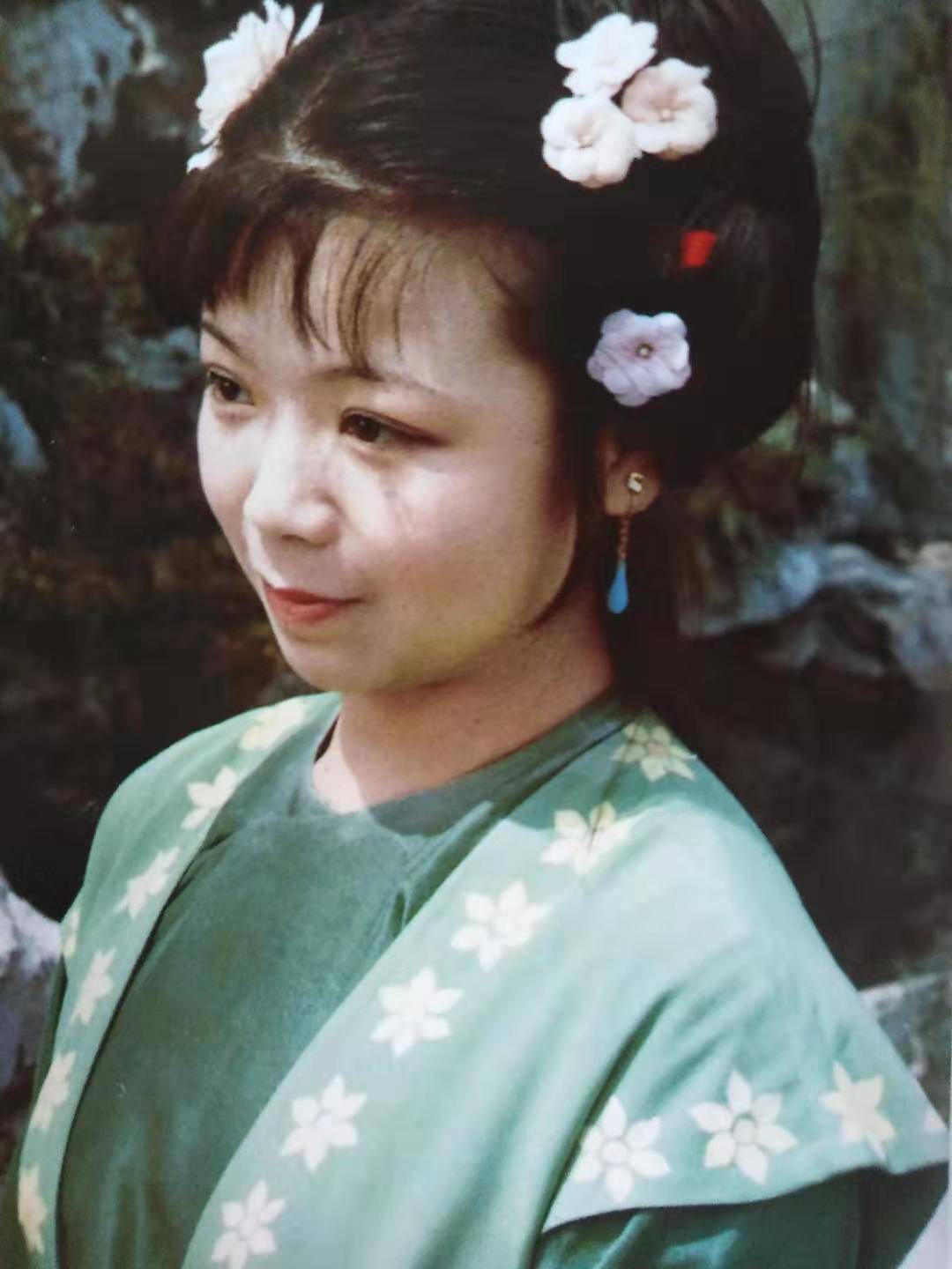 那个毫不起眼的丫头,才是红楼梦中陪伴宝玉到最后的姨娘