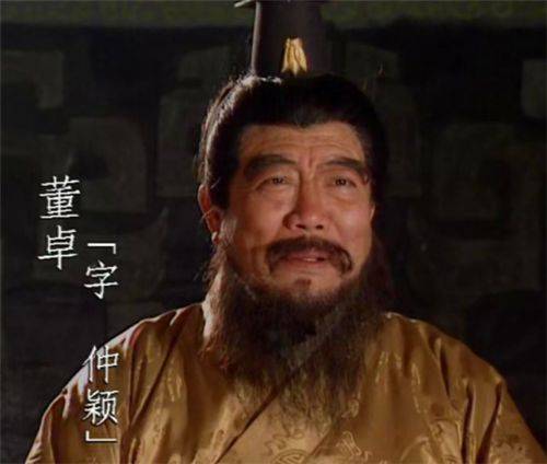 古代酷刑“点天灯”有多残忍?除了董卓还有一女子点过,名字耳熟