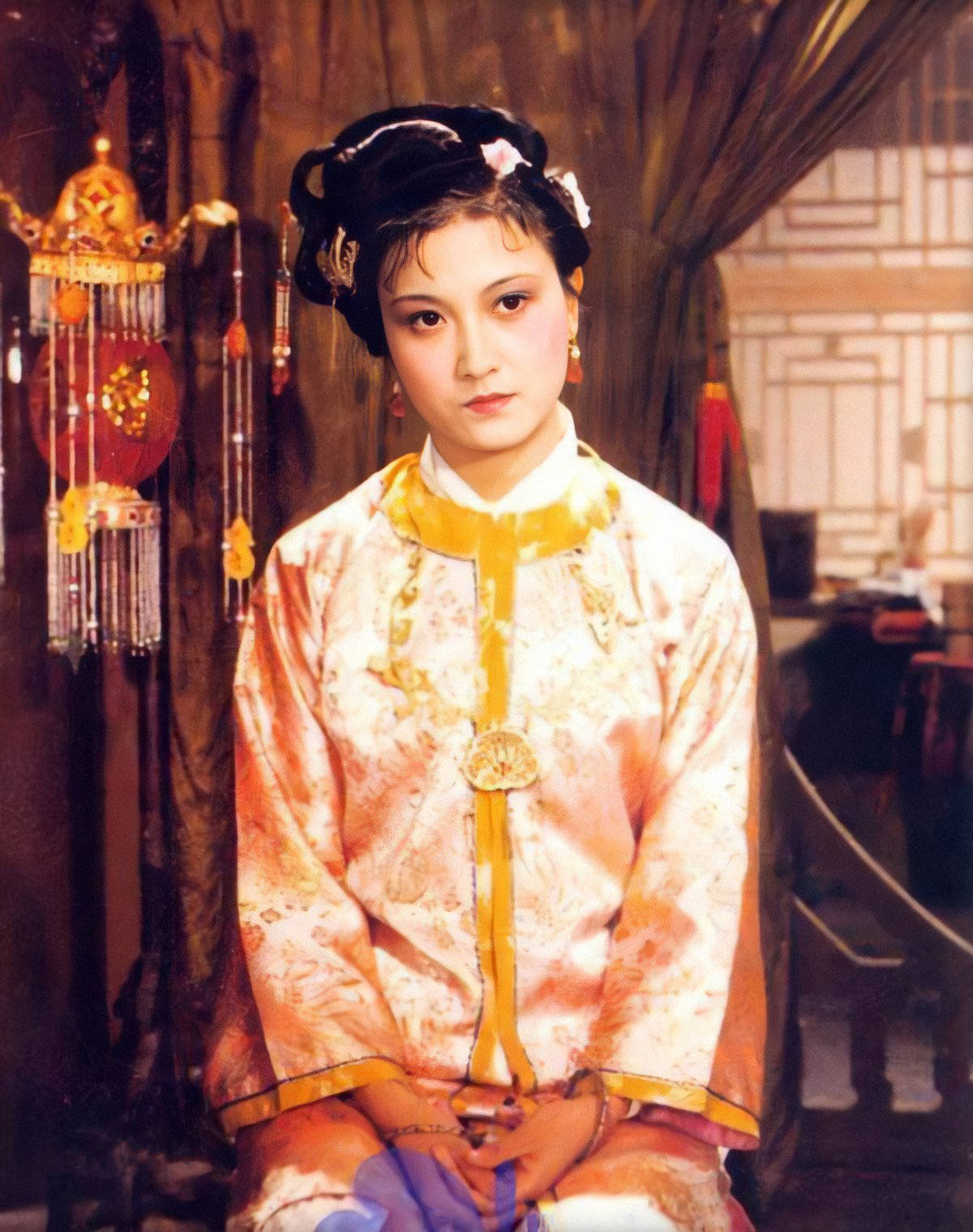 《红楼梦》里这两个姑娘身份应该是最高贵的,为何被人们忽略?
