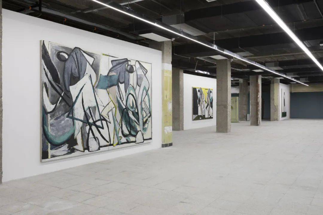 LEAP 展览观 | 开凿真实的缝隙——谈刘晓辉个展“转身”