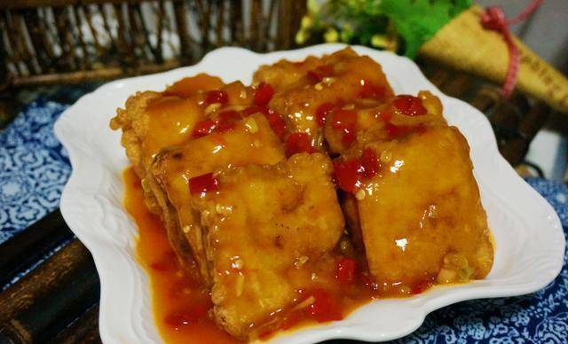 精选美食推荐:风味孜然豆腐,鱼香豆腐夹,冬笋炒虾球的做法
