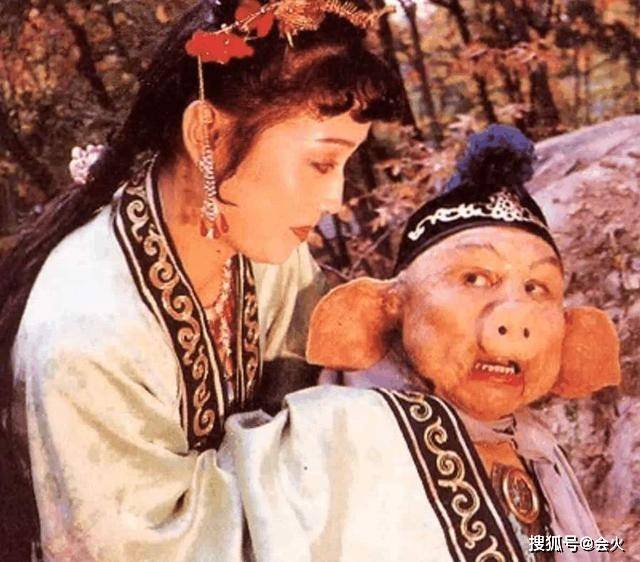 75岁马德华再扮“猪八戒”,戏里背高翠兰,戏外还娶了她当媳妇?
