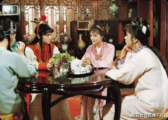 贾宝玉为何会选择当和尚?故事要从薛宝钗的一句话说起