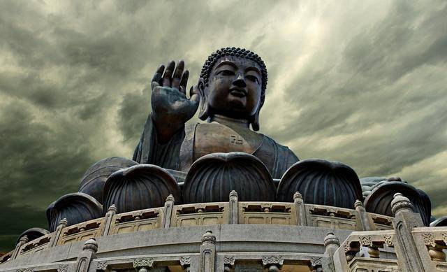 一菩萨一祖师共论佛法教育:修行勤劳更要动脑,佛教智慧不离多闻
