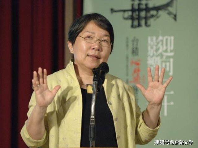 席慕蓉很痛苦的语录,道尽了世间的痛苦都莫过如此,很多人都躺木仓