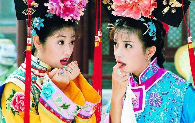 越南翻拍有多天雷滚滚?小燕子成了狂野女孩,金轮法王有张大饼脸