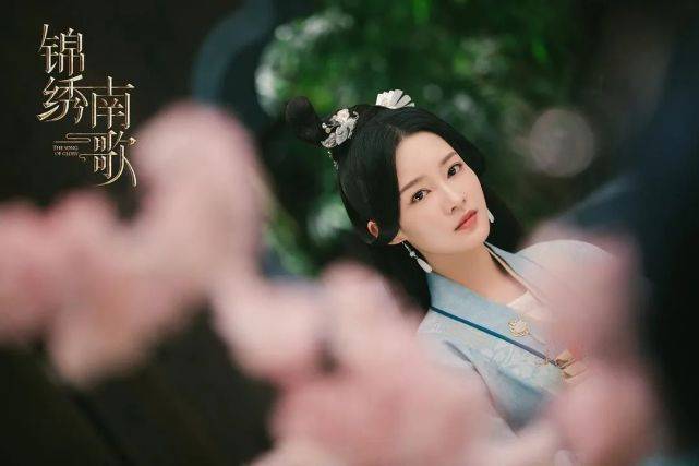 李沁新剧毫无水花,美貌和演技加持,也拯救不了bug?